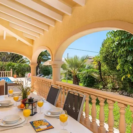 Hermosa De Vacaciones Con Piscina Calpe